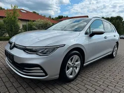 Silber Gebraucht 2021 VW Golf VIII Life Kombi | 18.895 € (Fairer Preis)