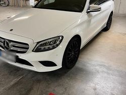 Weiß Gebraucht 2019 Mercedes C200 Kombi | 24.800 €