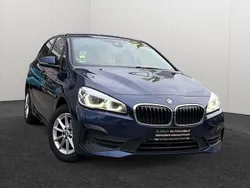 Blau Gebraucht 2021 BMW 216 Active Tourer Advantage Van / Kleinbus | 13.450 €