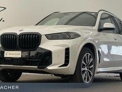 Mineralweiß metallic Gebraucht 2025 BMW X5 Comfort Edition SUV | 79.849 € (Fairer Preis)