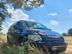Grau Gebraucht 2008 Chrysler Voyager Van / Kleinbus | 600 €