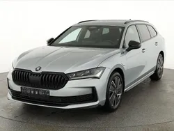 Stone silver metallic Neu 2025 Skoda Superb SportLine Kombi | 47.495 € (Fairer Preis)