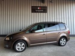Braun Gebraucht 2011 VW Touran Comfortline Van / Kleinbus | 4.300 € (Superpreis)