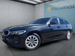 Schwarz Gebraucht 2021 BMW 320 Kombi | 28.449 € (Fairer Preis)