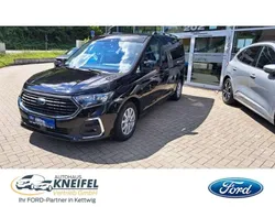 Cyclone intense black Gebraucht 2023 Ford Tourneo Titanium Van / Kleinbus | 28.990 €