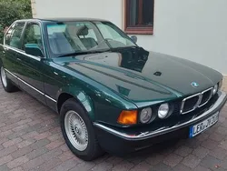 Grün Gebraucht 1987 BMW 750 Limousine | 19.800 €