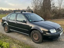 Schwarz Gebraucht 2000 VW Golf IV S Limousine | 2.485 € (Etwas zu teuer)