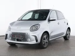 Silber Gebraucht 2023 Smart ForFour Passion Kleinwagen | 16.890 €
