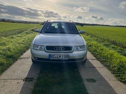 Schwarz Gebraucht 1999 Audi A4 Kombi | 3.000 € (Etwas zu teuer)