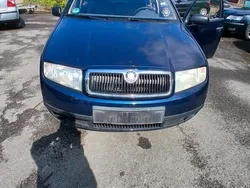 Blau Gebraucht 2002 Skoda Fabia Kleinwagen | 1.549 € (Etwas zu teuer)