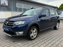 Blau Gebraucht 2016 Dacia Sandero Prestige Kleinwagen | 5.490 € (Guter Preis)