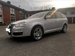 Silber Gebraucht 2009 VW Golf VI Kombi | 4.300 € (Fairer Preis)