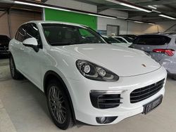 Weiß Gebraucht 2015 Porsche Cayenne SUV | 25.050 € (Fairer Preis)