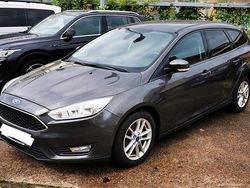 Grau Gebraucht 2017 Ford Focus Business Edition Kombi | 9.850 € (Fairer Preis)