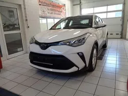 Weiß Gebraucht 2023 Toyota C-HR SUV | 26.990 € (Fairer Preis)