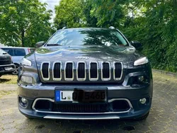 Grau Gebraucht 2016 Jeep Cherokee Limited SUV | 15.000 € (Guter Preis)