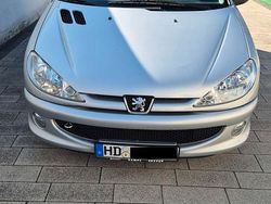 Silber Gebraucht 2005 Peugeot 206 Tendance Limousine | 1.199 € (Guter Preis)