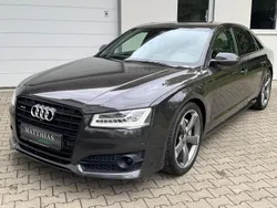 Grau Gebraucht 2016 Audi A8 Sport Limousine | 22.999 € (Superpreis)