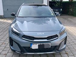 Grau Gebraucht 2023 Kia XCeed Platinum SUV | 24.990 € (Etwas zu teuer)