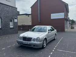 Silber Gebraucht 2000 Mercedes E220 Avantgarde Limousine | 3.000 € (Superpreis)