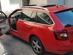 Rot Gebraucht 2019 Skoda Octavia Premium Edition Kombi | 14.400 € (Fairer Preis)
