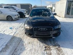 Blau Gebraucht 2012 Audi A4 Ambiente Kombi | 4.990 € (Guter Preis)