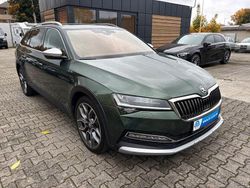 Emeraldgrün metallic (metallic) Gebraucht 2019 Skoda Superb Scout 4x4 Kombi | 31.999 € (Fairer Preis)
