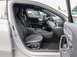 Grau / manufaktur alpingrau Gebraucht 2025 Mercedes A180 AMG Limousine | 32.390 € (Fairer Preis)