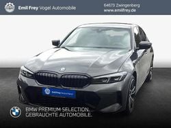 Grau Gebraucht 2024 BMW 330 Comfort Edition Limousine | 52.990 € (Guter Preis)