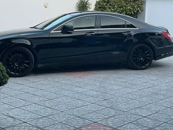 Schwarz Gebraucht 2011 Mercedes 350 AMG Limousine | 14.400 €
