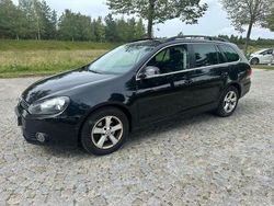 Schwarz Gebraucht 2010 VW Golf VI Kombi | 2.450 € (Fairer Preis)