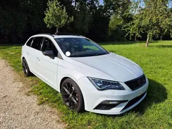 Grau Gebraucht 2020 Seat Leon ST FR Kombi | 21.825 € (Fairer Preis)