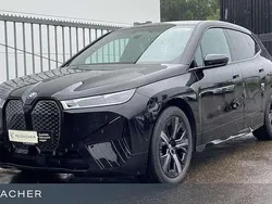 Saphirschwarz Gebraucht 2022 BMW iX Performance SUV | 45.199 € (Superpreis)