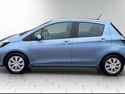 Blau Gebraucht 2013 Toyota Yaris Hybrid Life Kleinwagen | 9.330 € (Guter Preis)