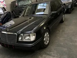 Grau Gebraucht 1994 Mercedes E280 Kombi | 9.200 €