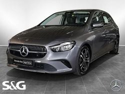 Metalliclack mountaingrau Gebraucht 2024 Mercedes B200 Progressive Van / Kleinbus | 31.880 € (Guter Preis)