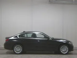 Schwarz Gebraucht 2022 BMW 318 Sport Line Limousine | 24.680 € (Fairer Preis)