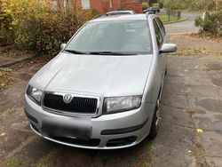 Silber Gebraucht 2008 Skoda Fabia Kombi | 700 € (Fairer Preis)