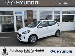 Weiss Neu 2024 Hyundai i10 Select Kleinwagen | 15.878 € (Guter Preis)