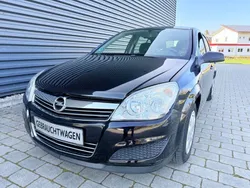 Saphirschwarz mi2 Gebraucht 2009 Opel Astra Selection Limousine | 2.490 € (Fairer Preis)