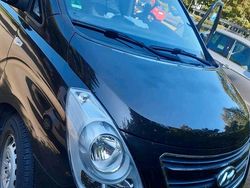 Braun Gebraucht 2017 Hyundai H-1 Van / Kleinbus | 17.000 € (Etwas zu teuer)