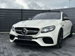 Weiß Gebraucht 2019 Mercedes E63 AMG AMG Limousine | 55.990 €