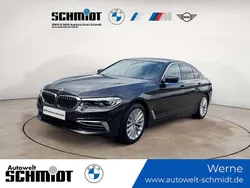 Sophistograu brillanteffekt Gebraucht 2018 BMW 530e Luxury Line Limousine | 26.090 € (Fairer Preis)