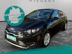 Weiß Neu 2025 Kia Ceed Vision Limousine | 28.260 €