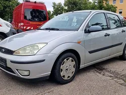 Silber Gebraucht 2002 Ford Focus Limousine | 699 € (Superpreis)