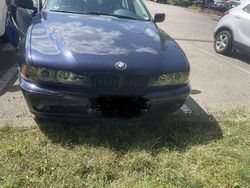 Blau Gebraucht 2001 BMW 520 Limousine | 3.000 € (Superpreis)