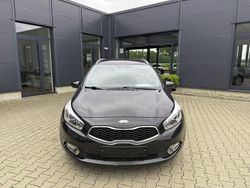 Schwarz Gebraucht 2013 Kia Ceed Sportswagon DREAM-TEAM Edition Kombi | 8.990 € (Fairer Preis)