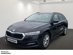 Blackmagic perleffekt Gebraucht 2022 Skoda Octavia Kombi | 21.990 € (Guter Preis)