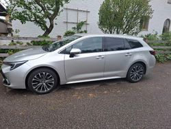 Silber Gebraucht 2024 Toyota Corolla Team Limousine | 28.900 € (Fairer Preis)
