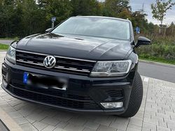 Schwarz Gebraucht 2016 VW Tiguan SUV | 13.000 €